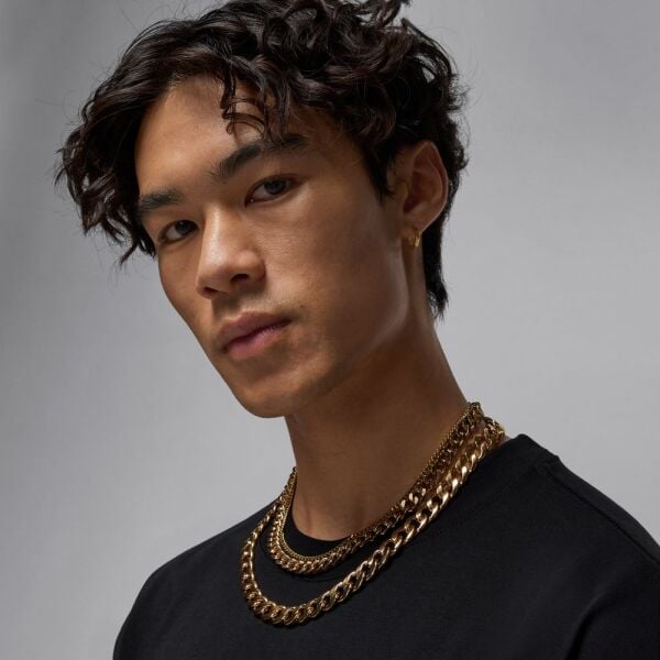 M J NC COMIC SS CREW