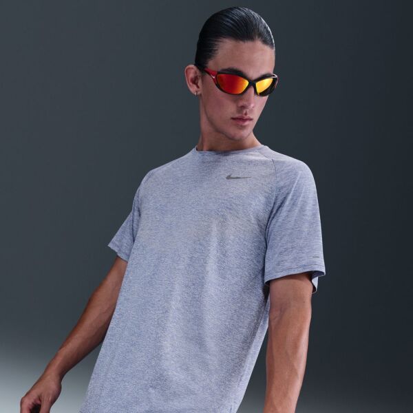 M NK DFADV STRIDE SS TOP