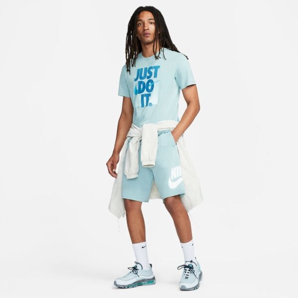 M NK CLUB ALUMNI HBR FT SHORT
