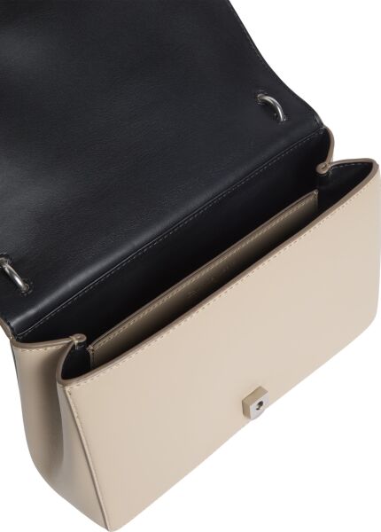 SCULPTED EW FLAP25 SHOULDER BA