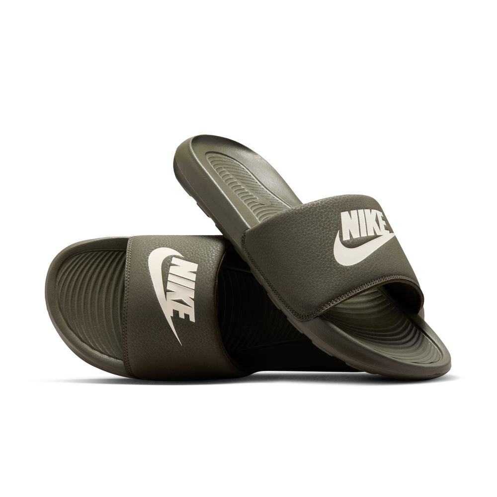 NIKE VICTORI ONE SLIDE