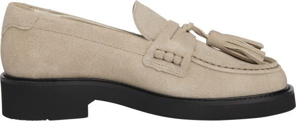 TASSEL SQUARISH TOE SUEDE LOAF