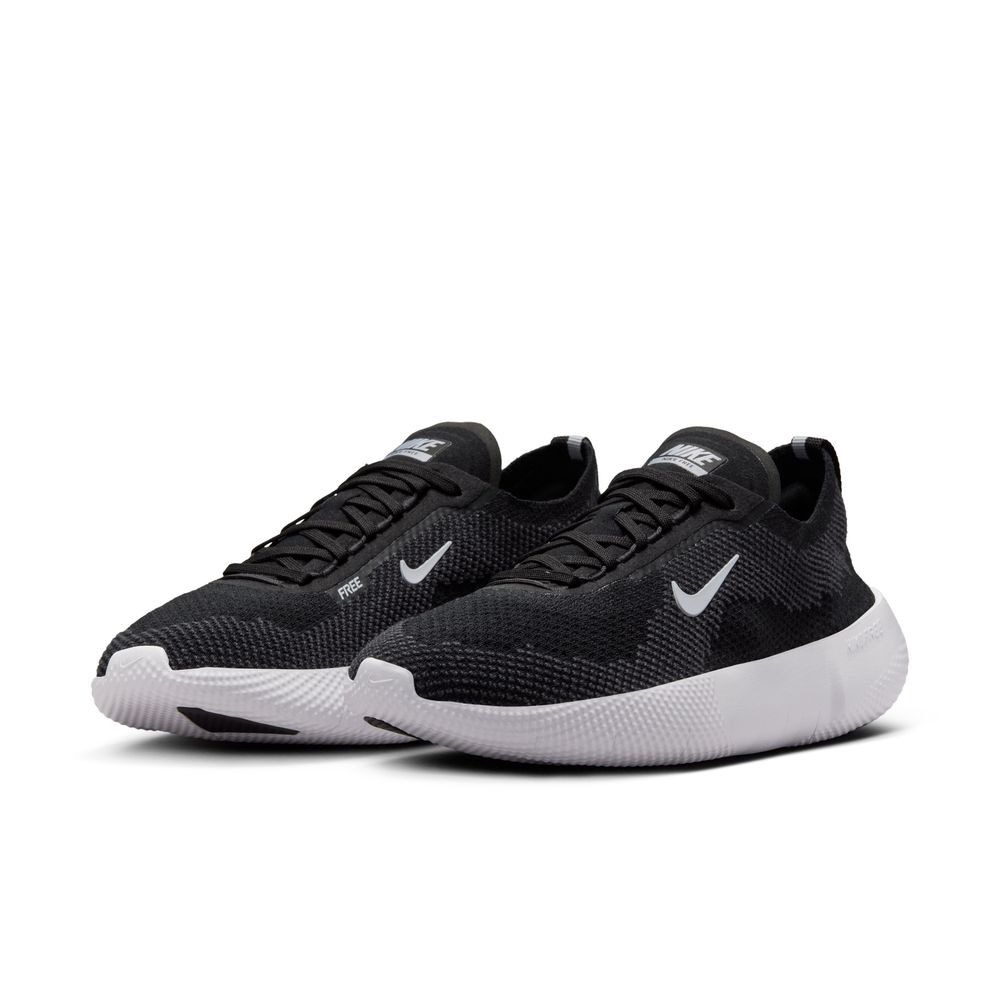 W NIKE FREE 2025