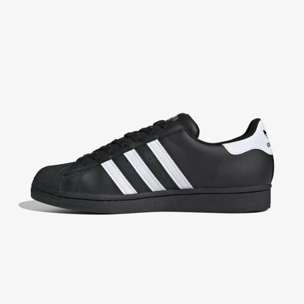 SUPERSTAR