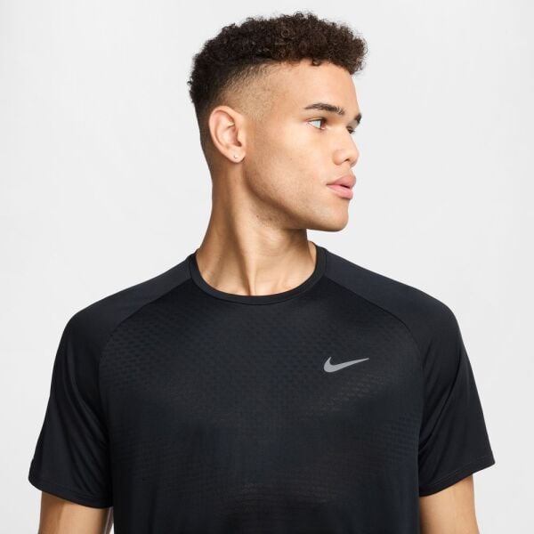 M NK DFADV STRIDE SS TOP