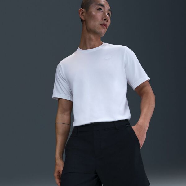 M NK DF 24.7 PS 6IN SHORT