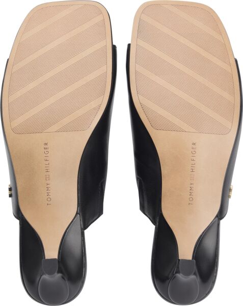 LEATHER KITTEN SANDAL