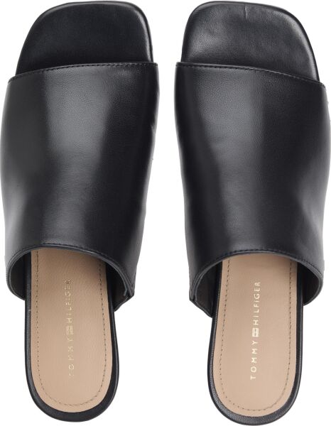 LEATHER KITTEN SANDAL