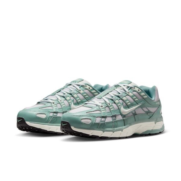 W NIKE P-6000