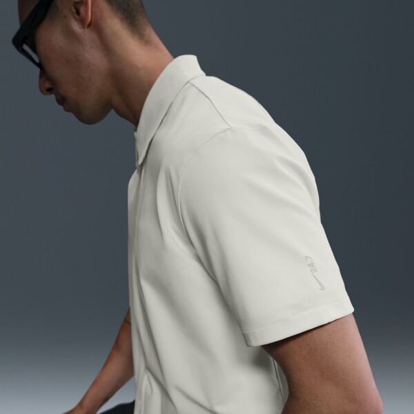 M NK DF 24.7 PS SS BUTTON DOWN