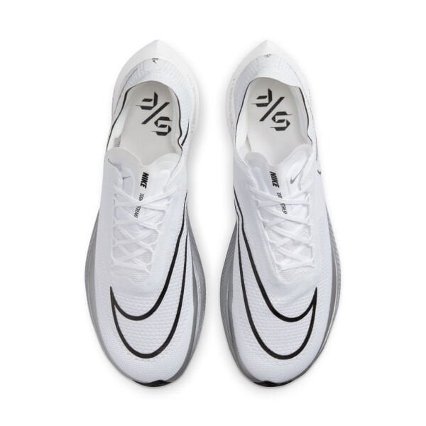 NIKE ZOOMX STREAKFLY