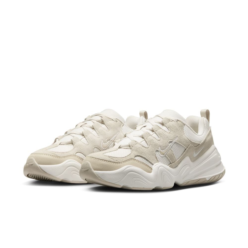 W NIKE TECH HERA