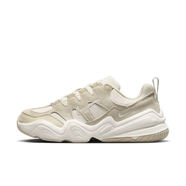 W NIKE TECH HERA