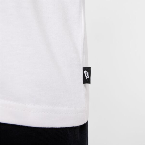 U NSW TEE M90 SNKR PATCH PKT