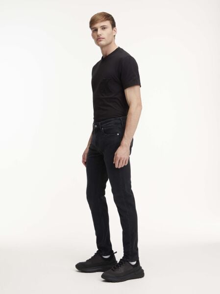 SLIM TAPER