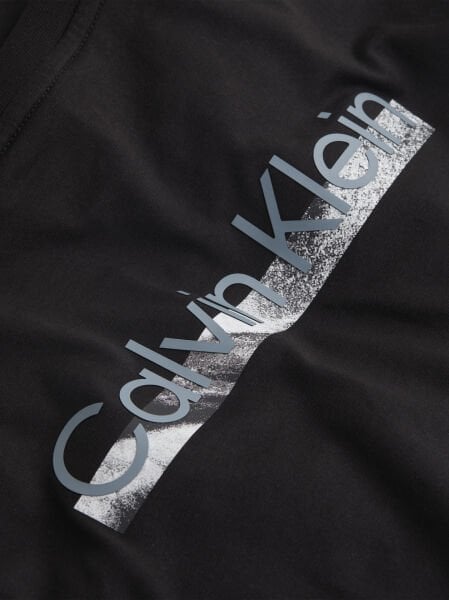 BACK LOGO GRAPHIC T-SHIRT