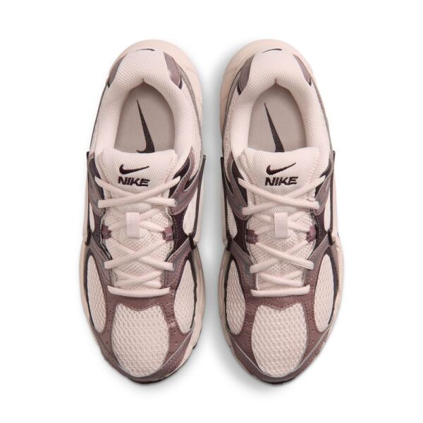 W NIKE V5 RNR SE