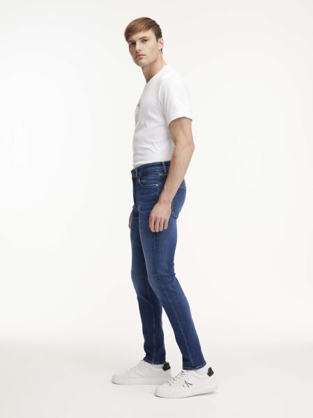 SLIM TAPER