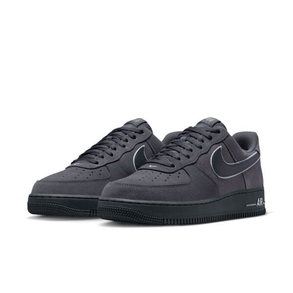 NIKE AIR FORCE 1 07 LV8