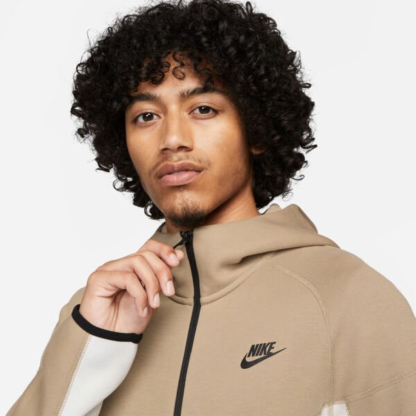 M NK TCH FLC FZ WR HOODIE