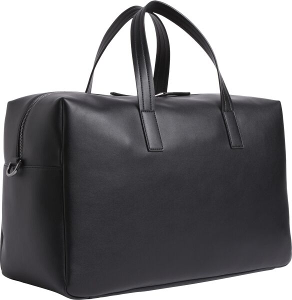 CLEAN ESSENTIAL WEEKENDER
