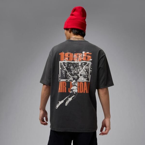M J BRK SBB OVSZ GFX SS CRW
