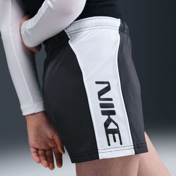 G NSW GFX STAR SHORT
