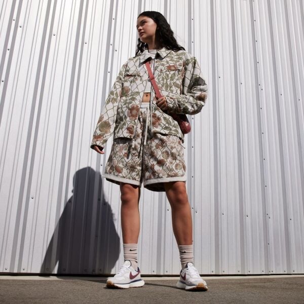 W NIKE PHOENIX WAFFLE