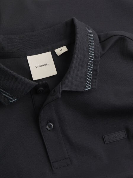 LIQUID TOUCH TEXTURE COLLAR PO