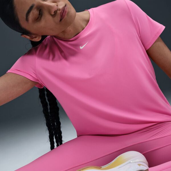 W NK ONE CLASSIC DF SS TOP WT