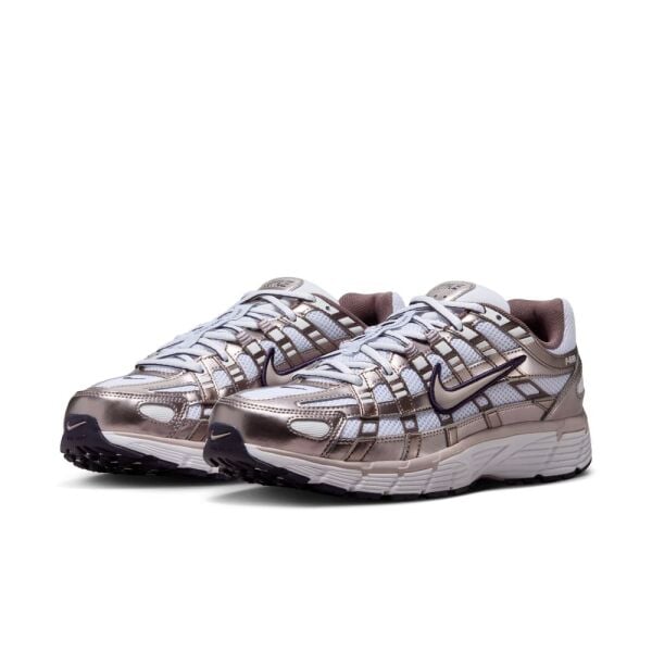 W NIKE P-6000
