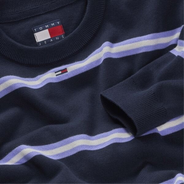 TJW ESSENTIAL CREW SWEATER EXT