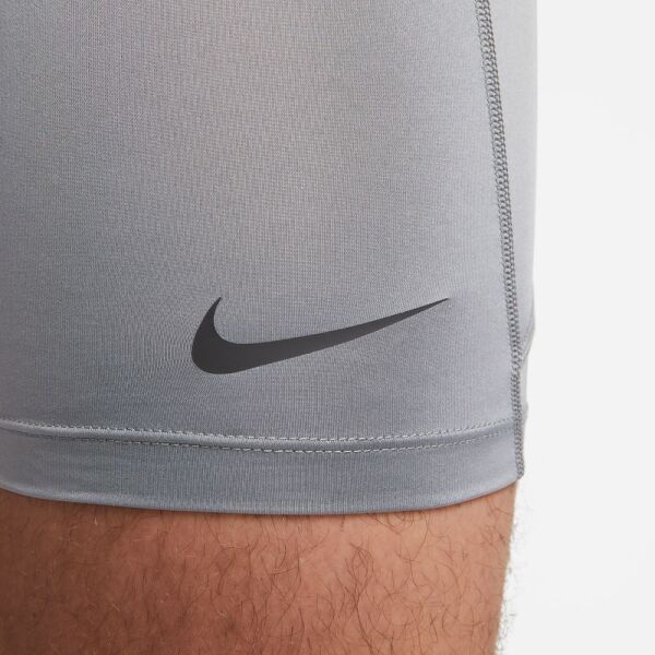 M NP DF SHORT