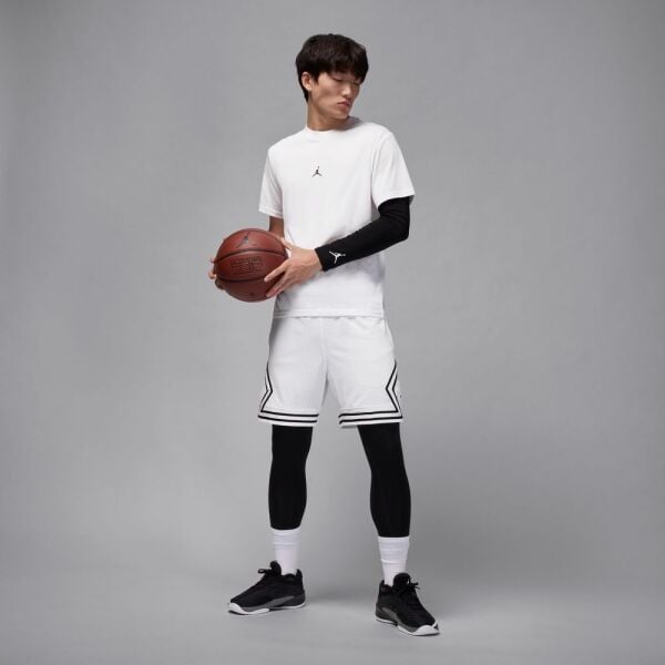 M J DF SPRT JUMPMAN SS CREW