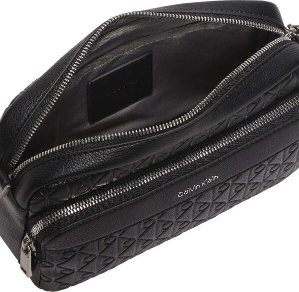 EMBLEM EMBOSS CAMERA BAG