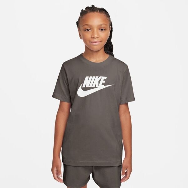 K NSW TEE FUTURA HBR