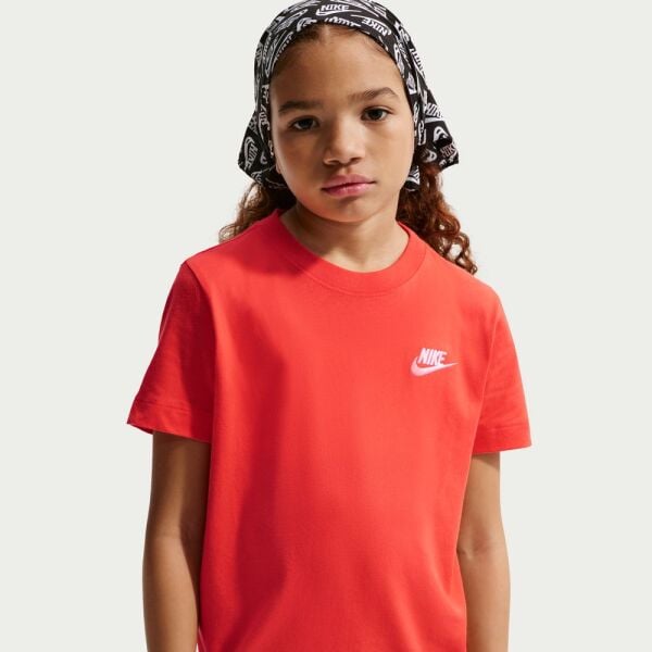 K NSW TEE EMB FUTURA LBR