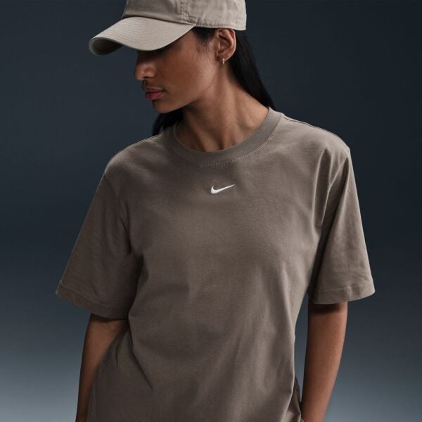 W NSW TEE ESSNTL LBR