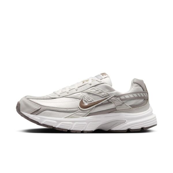 WMNS NIKE INITIATOR