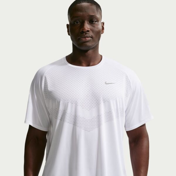 M NK DFADV STRIDE SS TOP