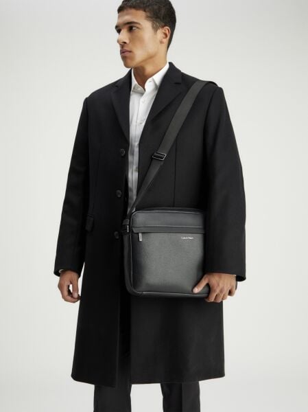 CK MUST MESSENGER