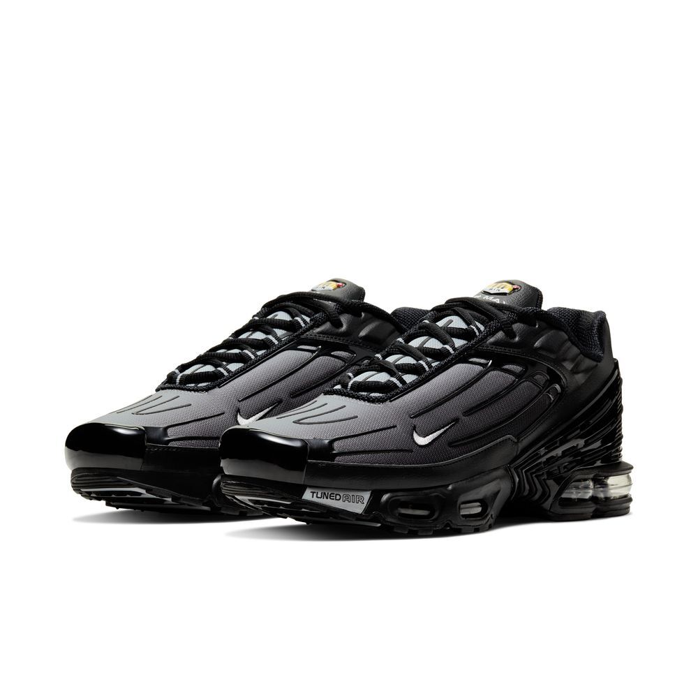 AIR MAX PLUS III