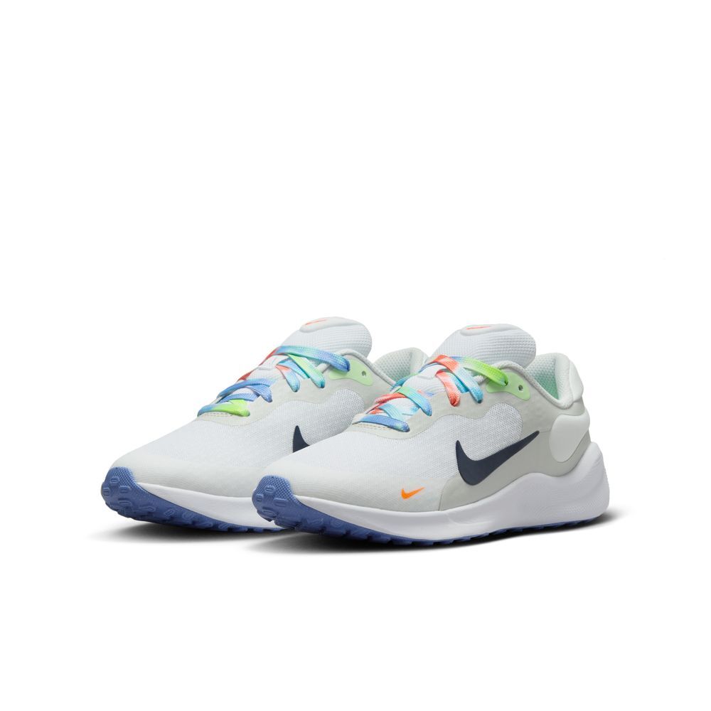 NIKE REVOLUTION 7 NN SE (GS) Beyaz - 33