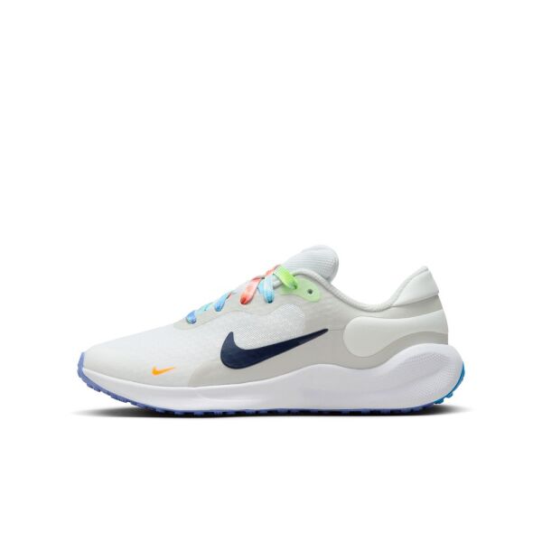 NIKE REVOLUTION 7 NN SE (GS) Beyaz - 36.5