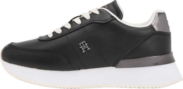 CHIC FASHION RUNNER