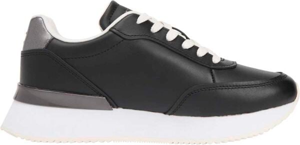 CHIC FASHION RUNNER