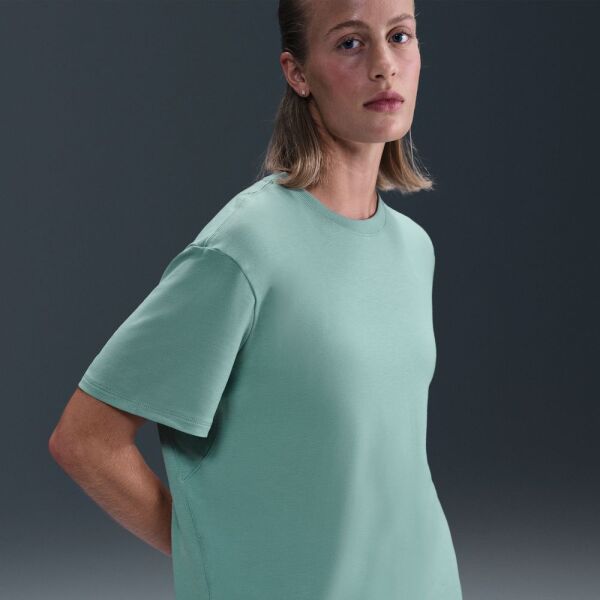 W NK ONE RELAXED DF SS TOP