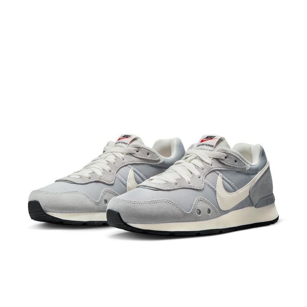 WMNS NIKE VENTURE RUNNER