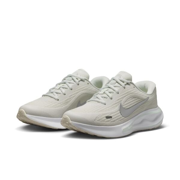 W NIKE JOURNEY RUN