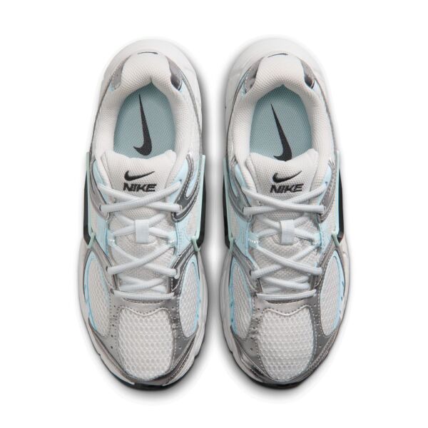 W NIKE V5 RNR